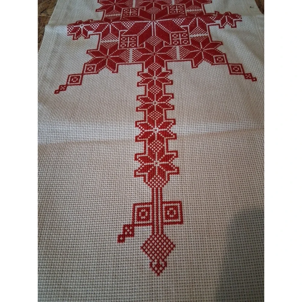 Vtg. Handmade Red and White Cross Stitch Snowflake Pattern Textile Table Runner